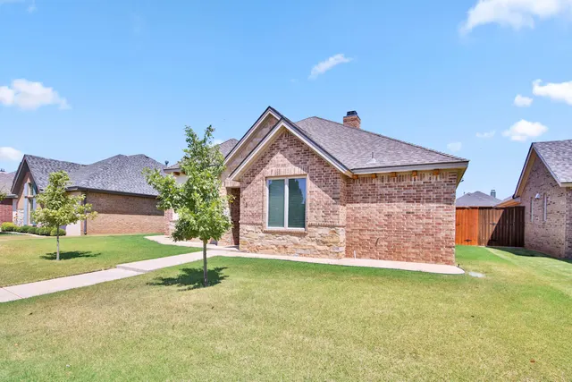 Photo 3 — 603 Cambridge Avenue, Wolfforth, TX 79382