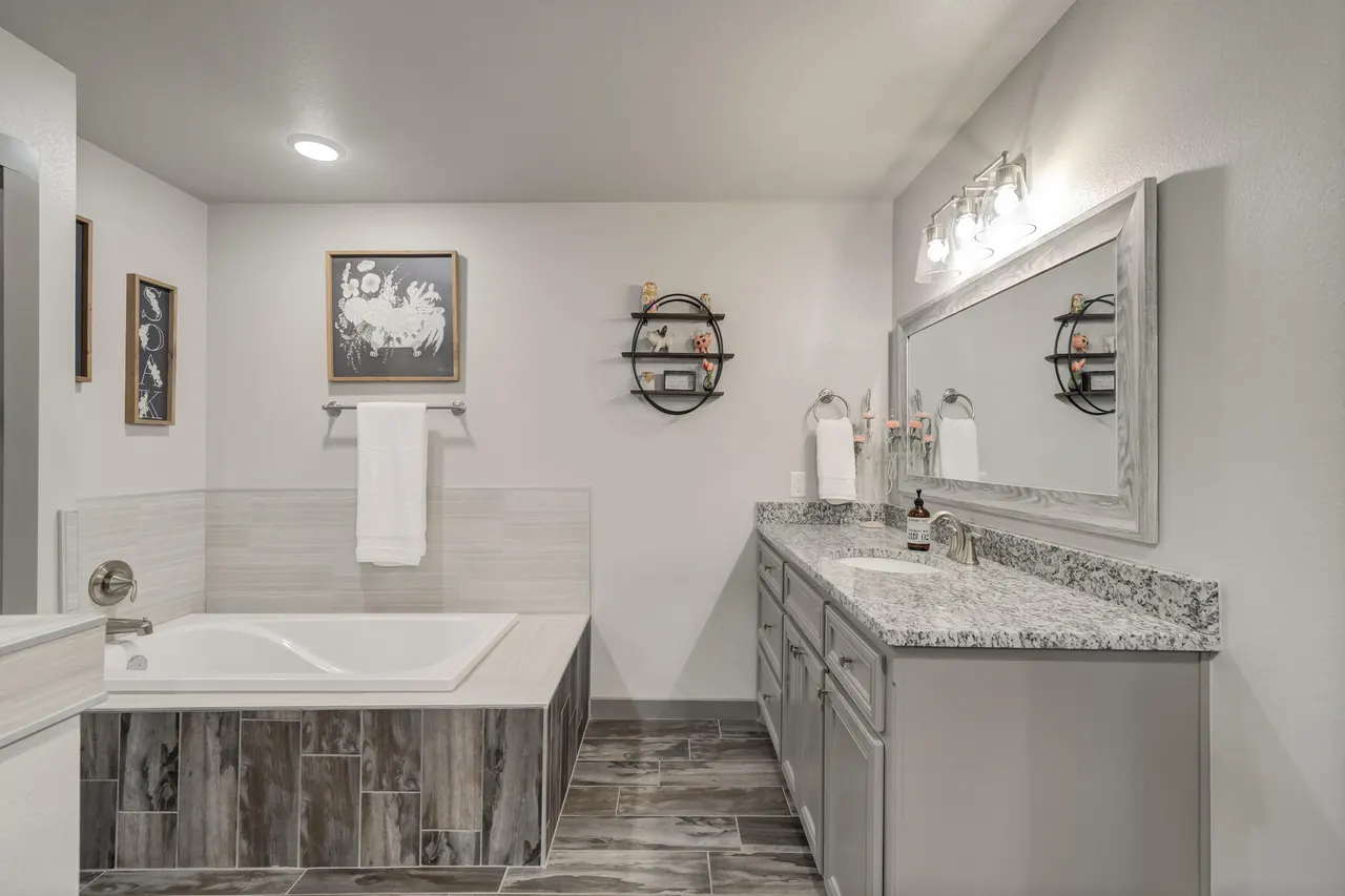 Photo 33 — 6102 103rd Street, Lubbock, TX 79424