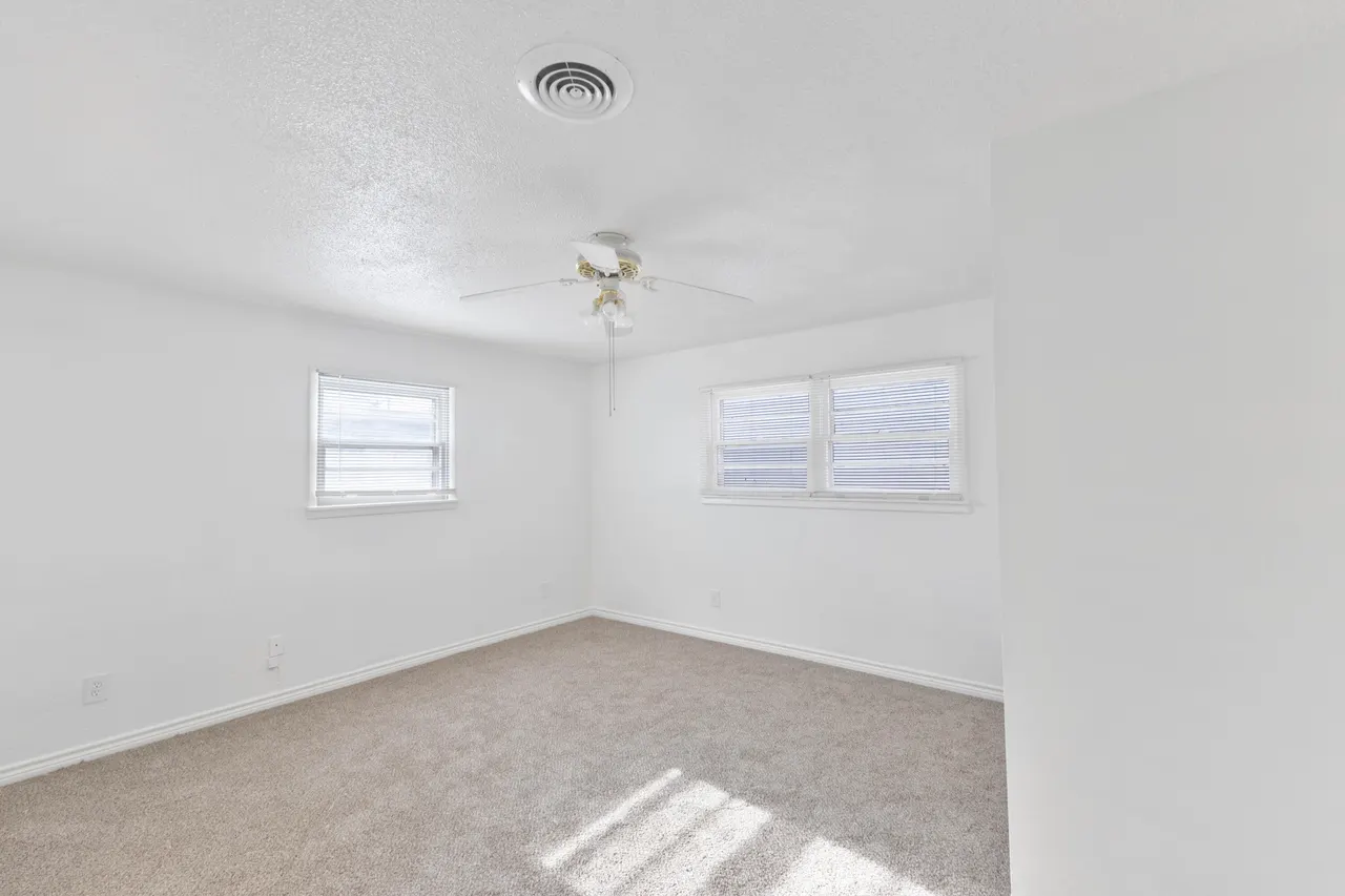 Photo 7 — 5229 8th Street, Lubbock, TX 79416