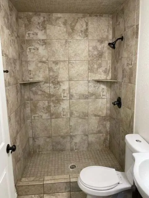 Photo 7 — 2407 31st Street, Lubbock, TX 79411