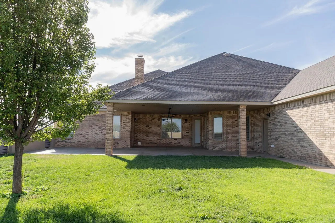 Photo 9 — 3309 SW 8th Street, Plainview, TX 79072