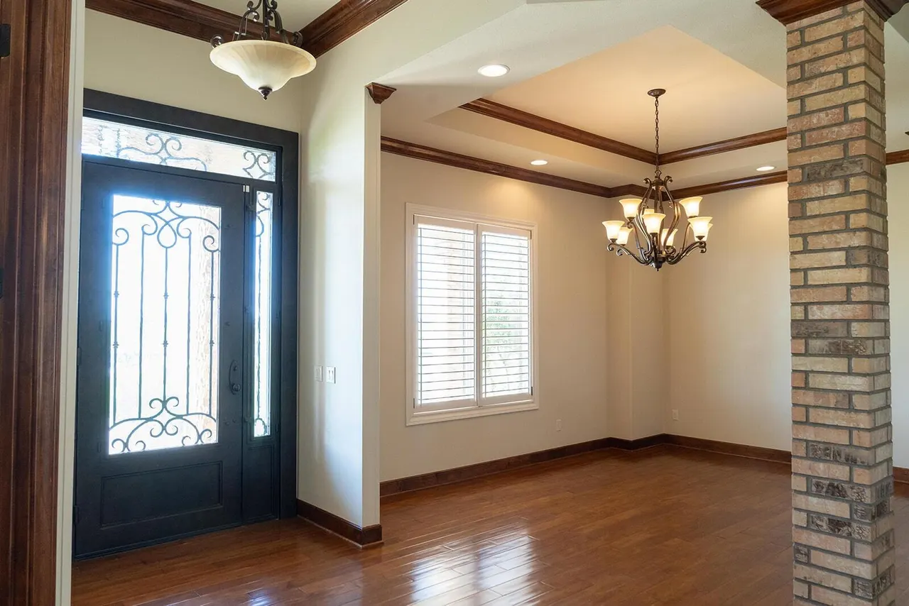 Photo 11 — 3309 SW 8th Street, Plainview, TX 79072