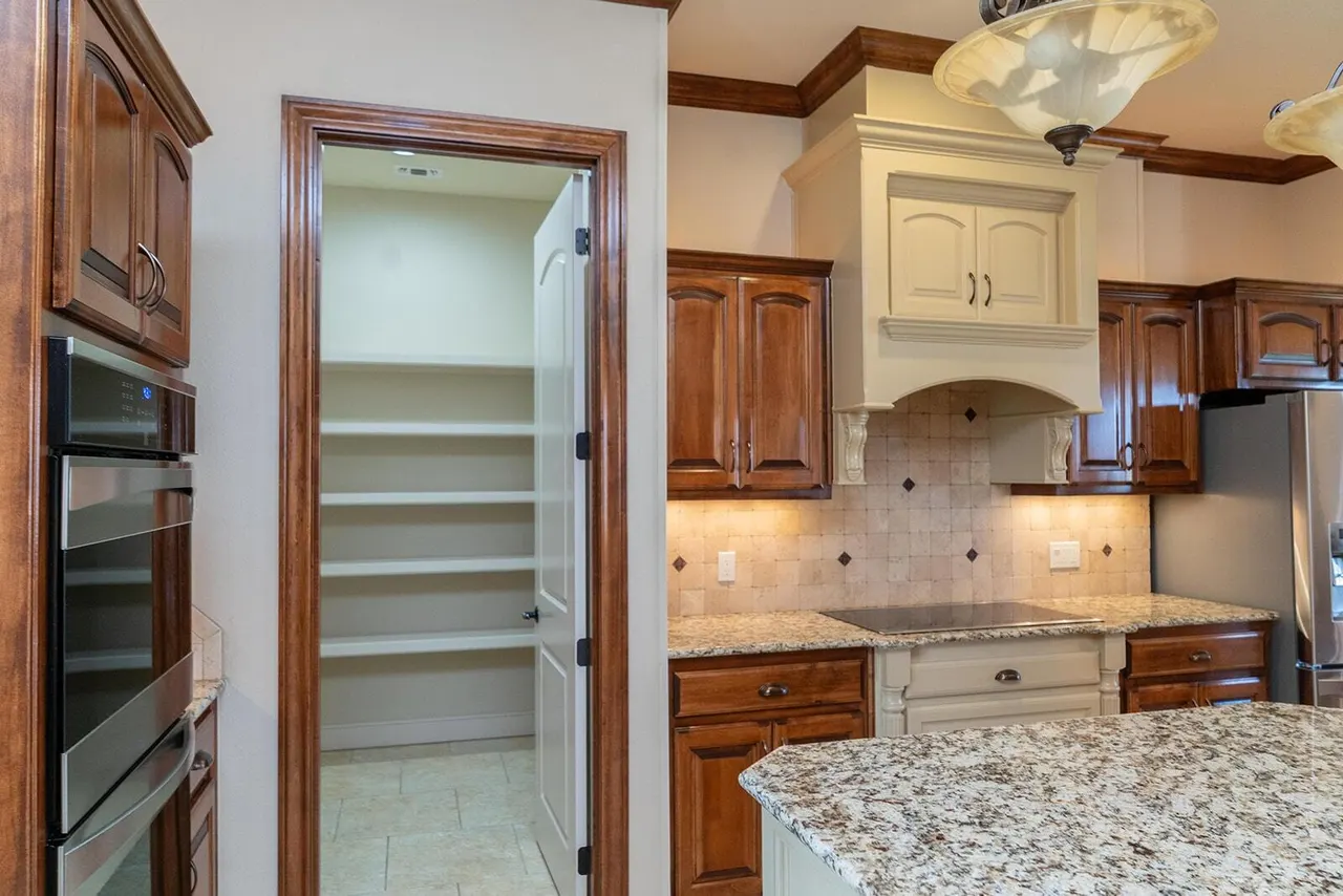 Photo 24 — 3309 SW 8th Street, Plainview, TX 79072