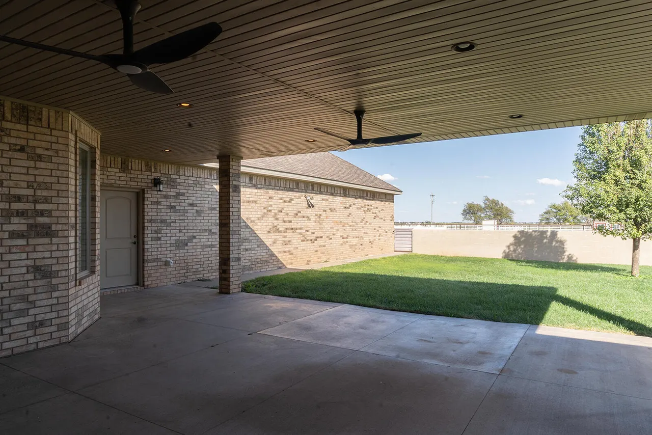 Photo 31 — 3309 SW 8th Street, Plainview, TX 79072