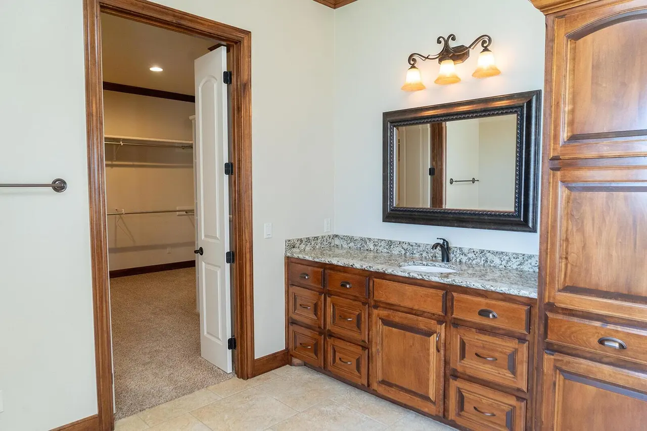 Photo 38 — 3309 SW 8th Street, Plainview, TX 79072