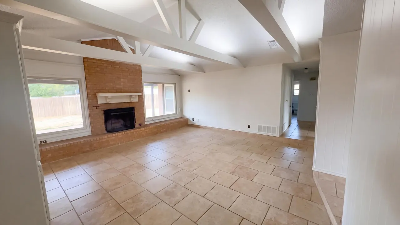Photo 3 — 3707 110th Street, Lubbock, TX 79423
