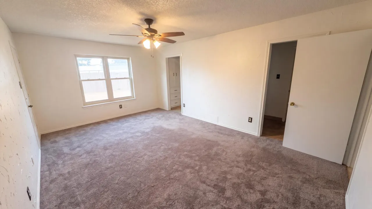 Photo 4 — 3707 110th Street, Lubbock, TX 79423