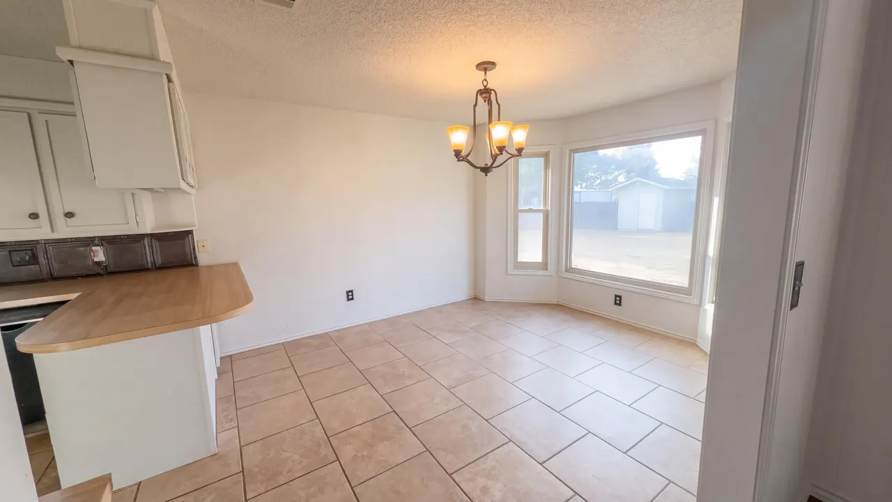 Photo 9 — 3707 110th Street, Lubbock, TX 79423