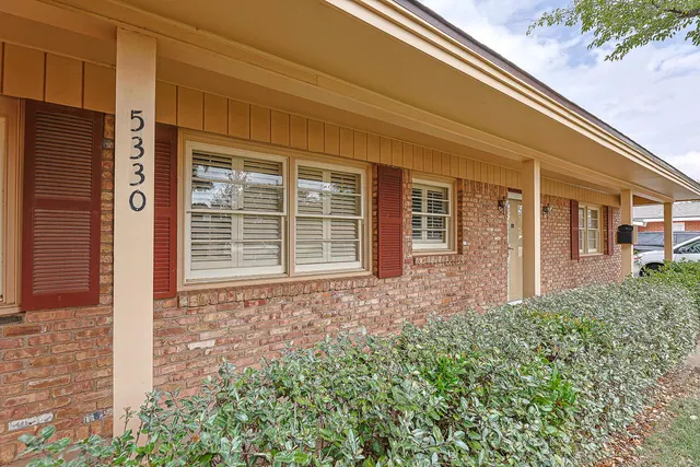 Photo 2 — 5330 31st Street, Lubbock, TX 79407