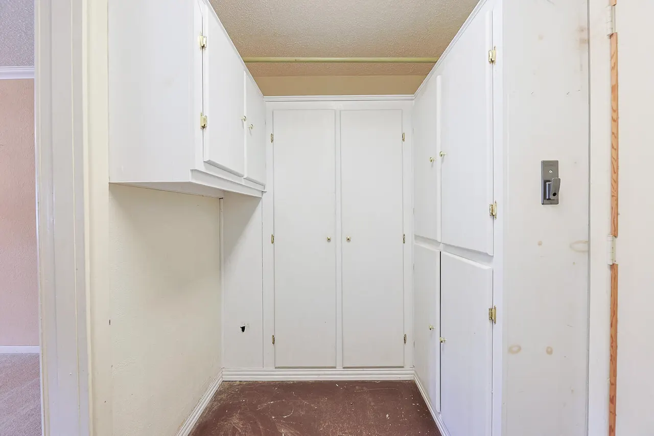 Photo 35 — 5330 31st Street, Lubbock, TX 79407