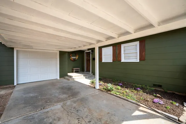 Photo 3 — 3002 45th Street, Lubbock, TX 79413