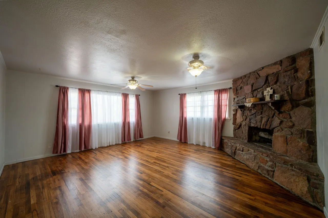 Photo 6 — 3002 45th Street, Lubbock, TX 79413
