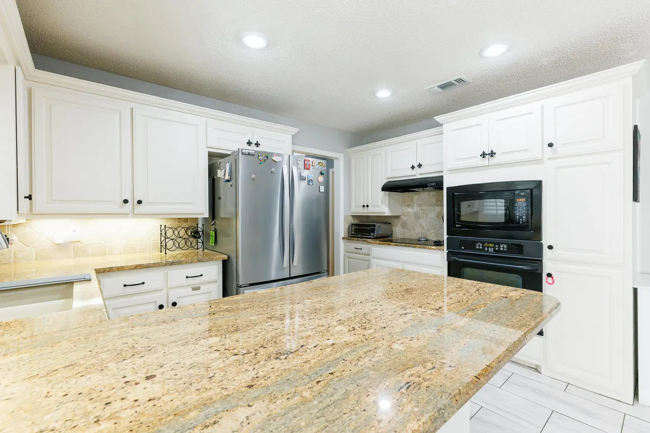 Photo 7 — 5526 75th Street, Lubbock, TX 79424
