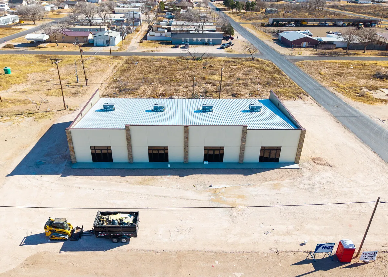 Front exterior — 1105 S Main Street, Seminole, TX 79360