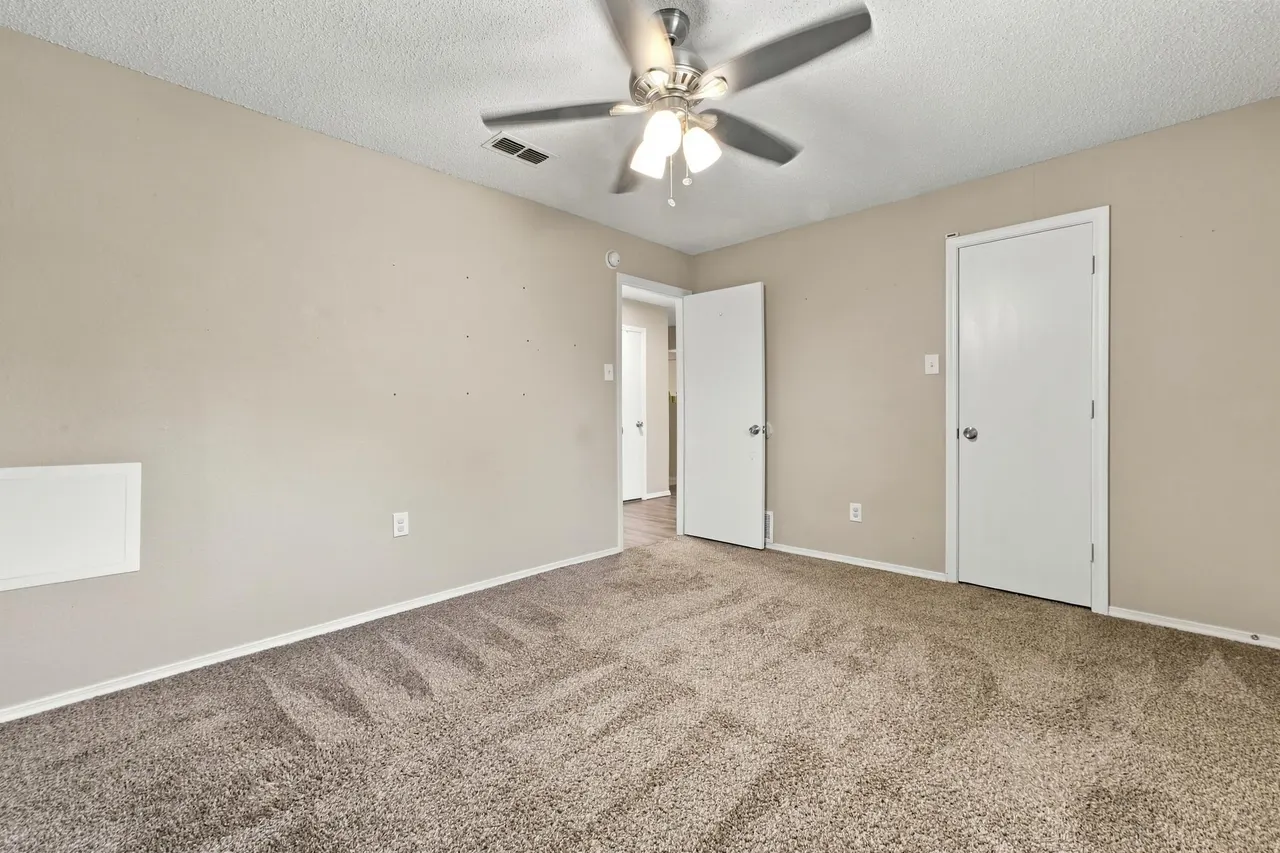 Photo 20 — 2406 94th Street, Lubbock, TX 79423