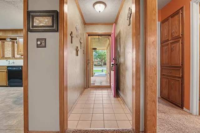Photo 4 — 5511 94th Street, Lubbock, TX 79424