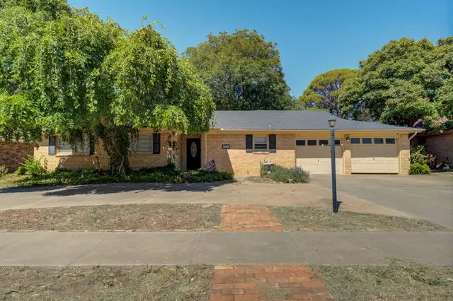 Front exterior — 6822 Nashville Avenue, Lubbock, TX 79413
