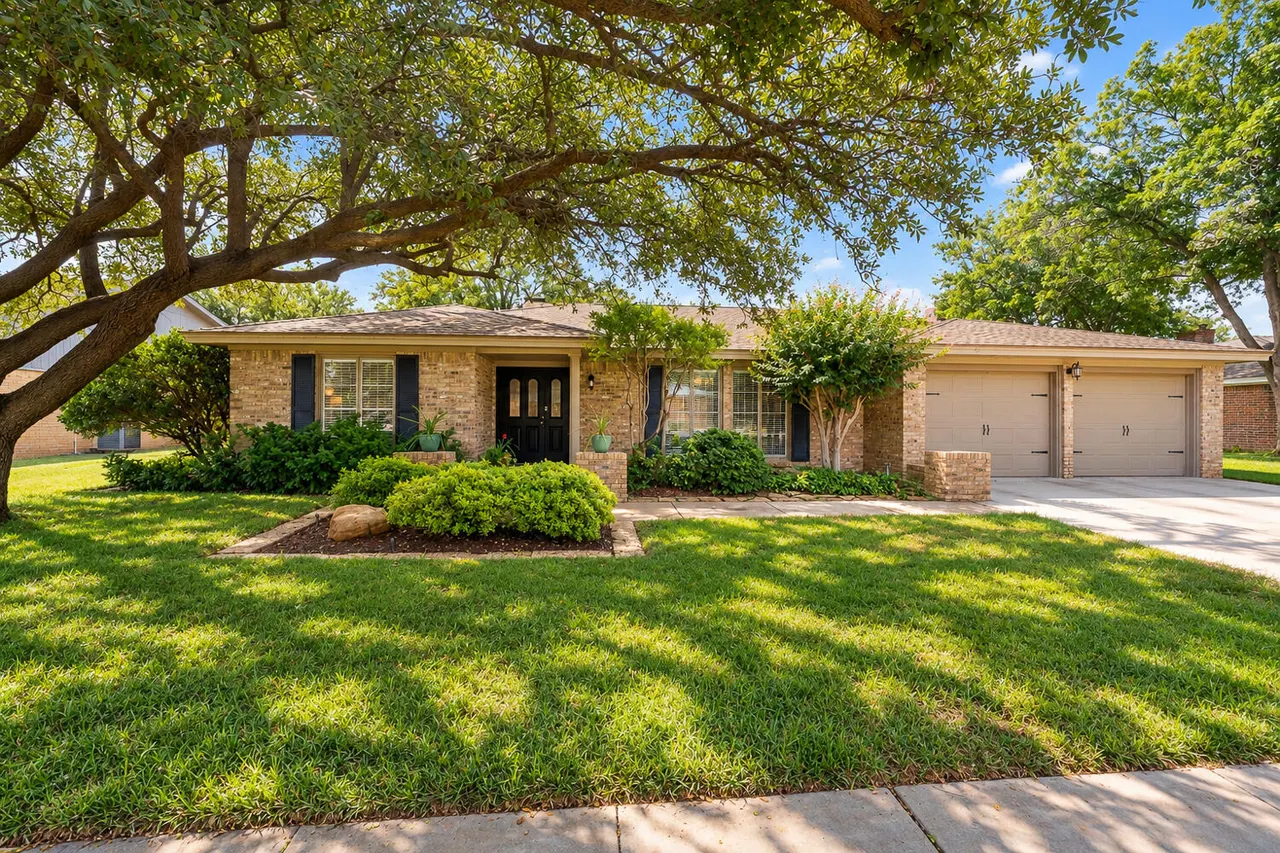 Front exterior — 3405 95th Street, Lubbock, TX 79423