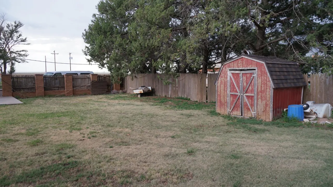 Photo 26 — 1703 US-70, Springlake, TX 79082