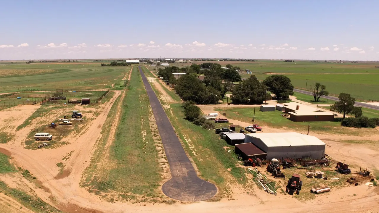 Photo 34 — 1703 US-70, Springlake, TX 79082