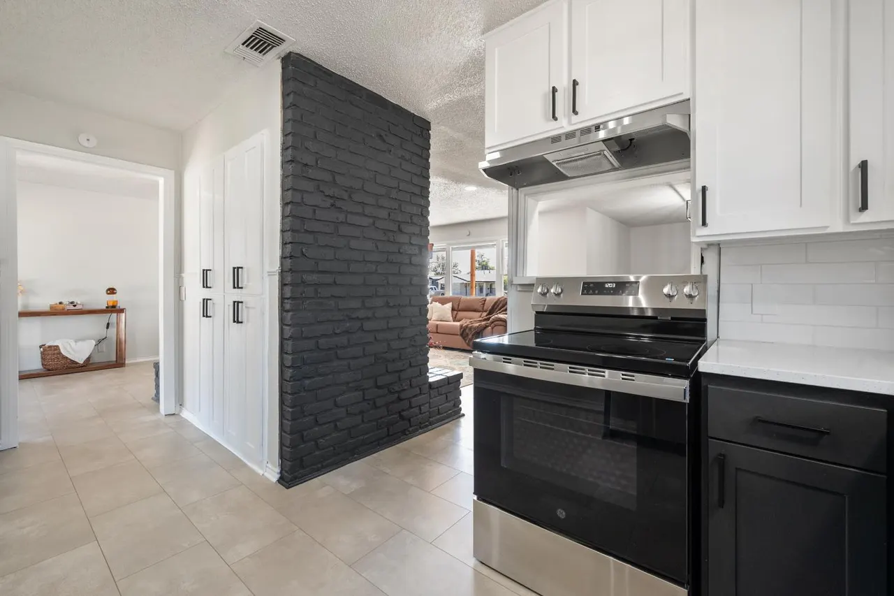 Photo 16 — 712 15th Street, Abernathy, TX 79311