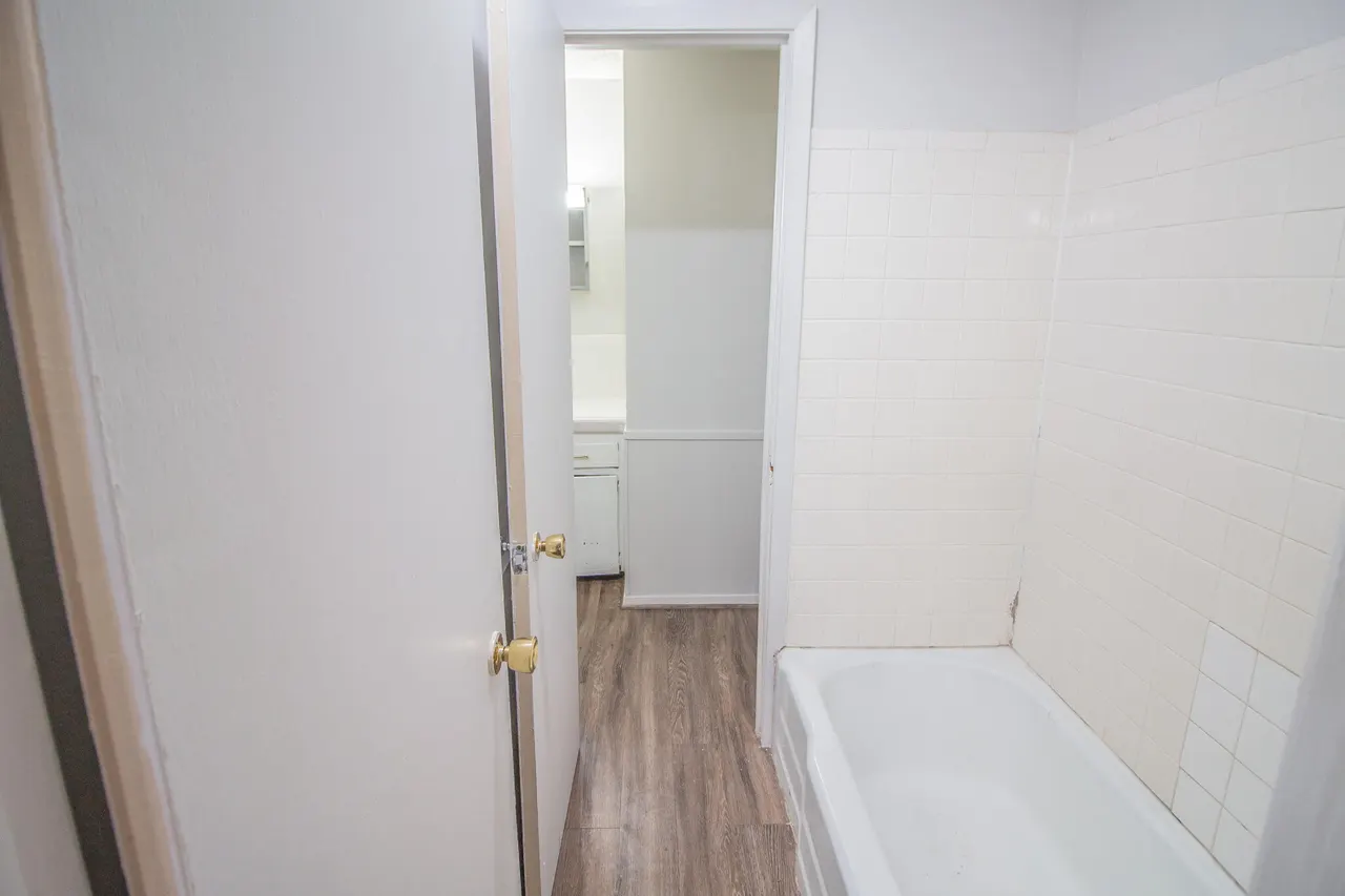 Photo 10 — 2500 W 26th Street B2, Plainview, TX 79072