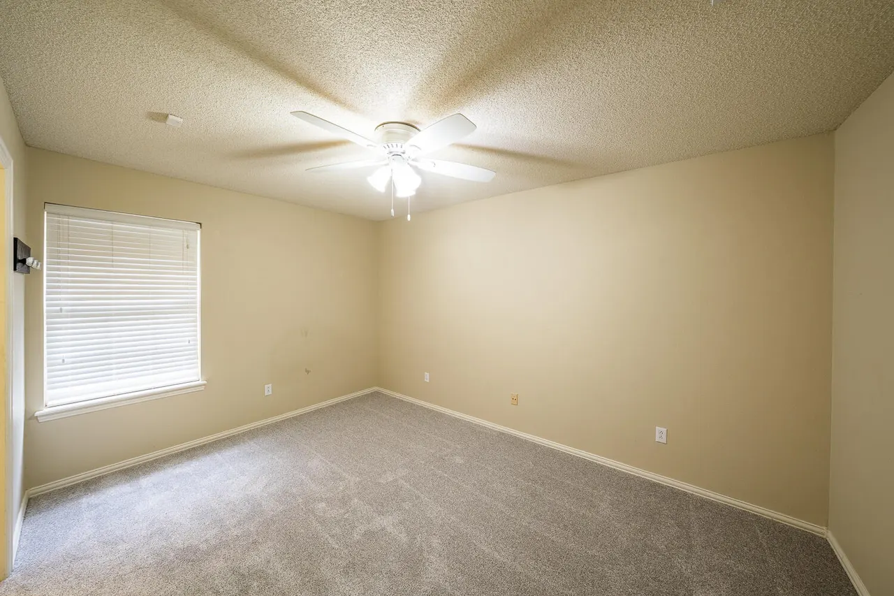 Photo 11 — 5908 86th Street, Lubbock, TX 79424