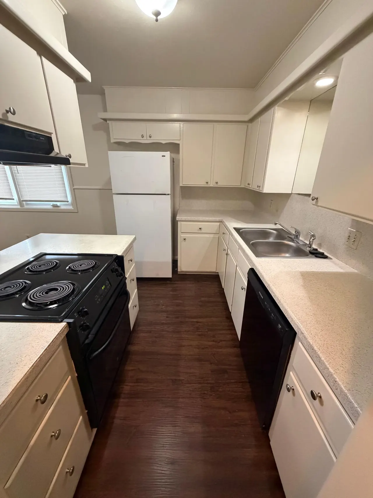 Photo 3 — 2412 33rd Street A, Lubbock, TX 79411