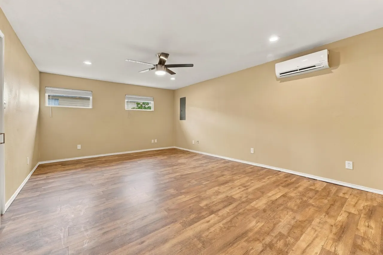 Photo 12 — 1003 8th Street, Shallowater, TX 79363