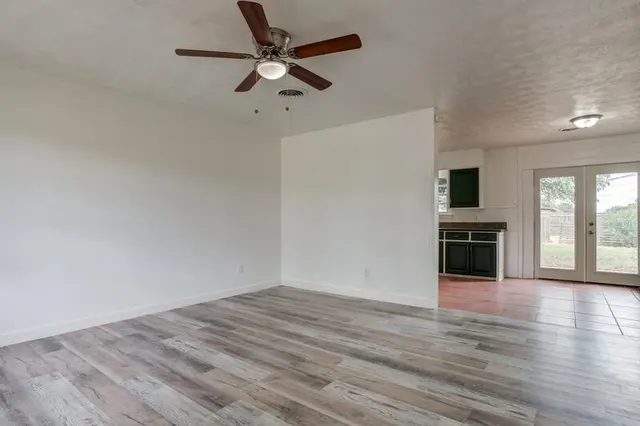 Photo 6 — 1612 68th Street, Lubbock, TX 79412