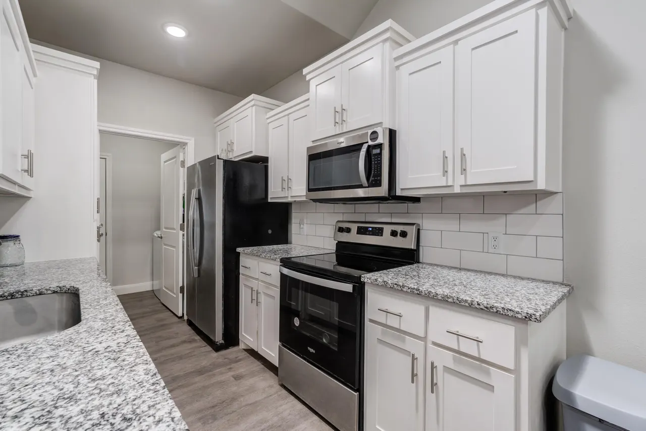 Photo 8 — 1204 N Essex Avenue, Lubbock, TX 79416