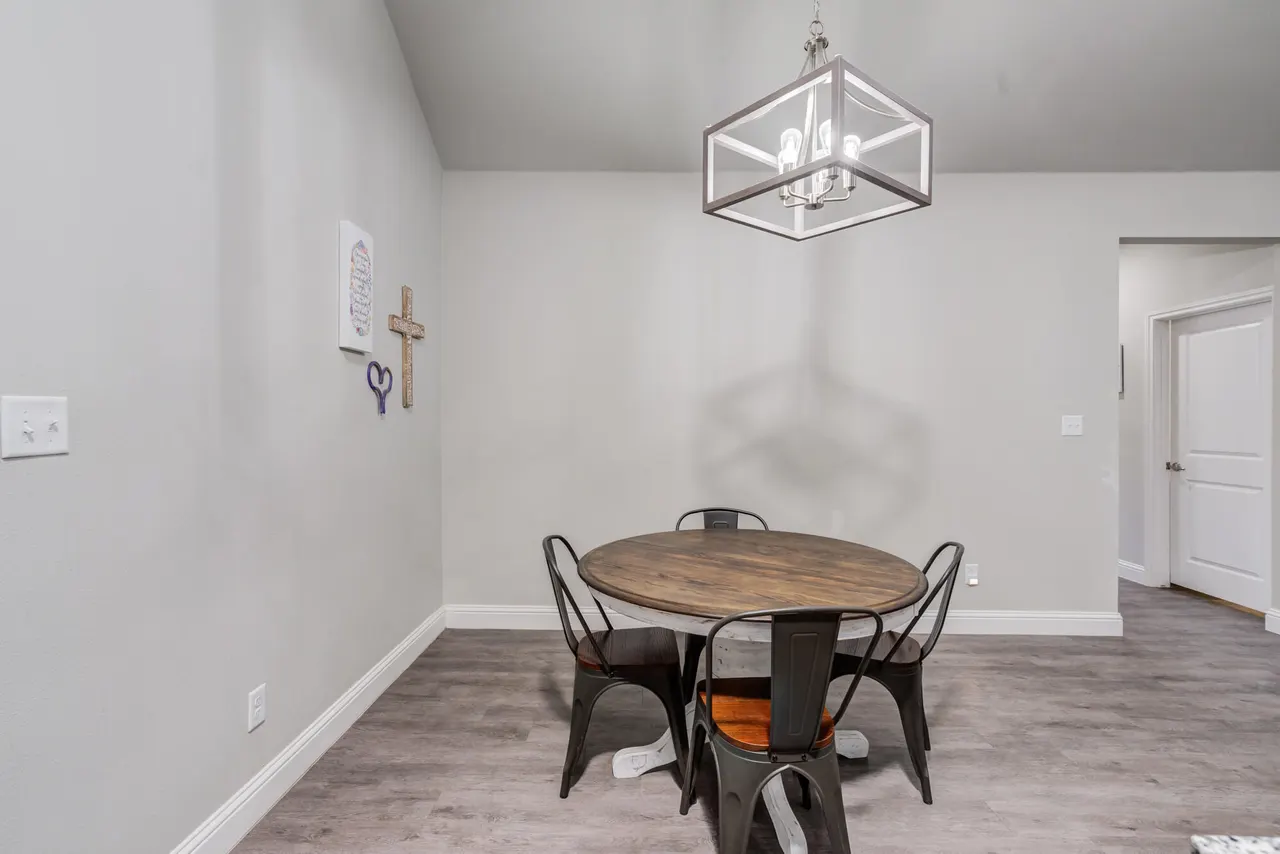 Photo 10 — 1204 N Essex Avenue, Lubbock, TX 79416