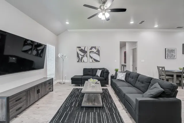 Photo 8 — 1206 N Essex Avenue, Lubbock, TX 79416