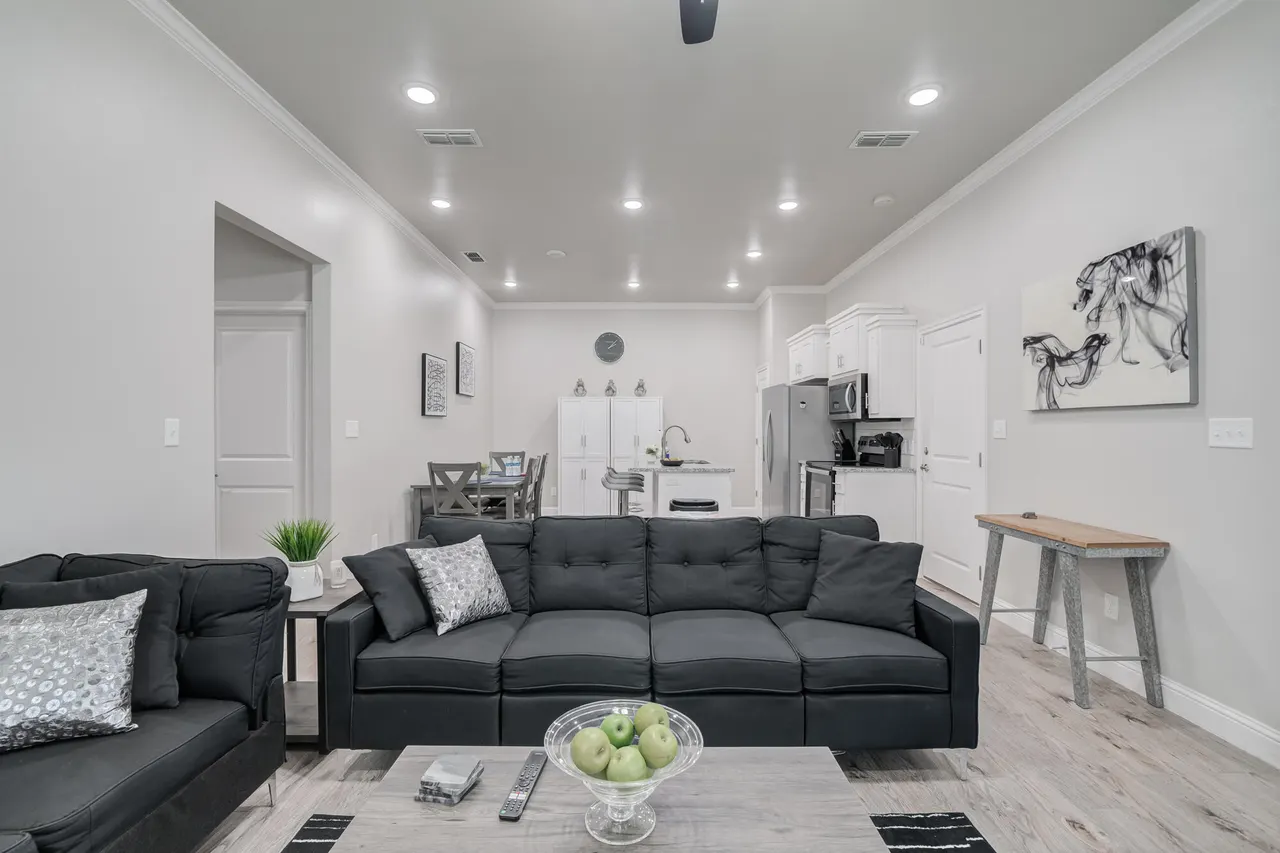 Photo 9 — 1206 N Essex Avenue, Lubbock, TX 79416