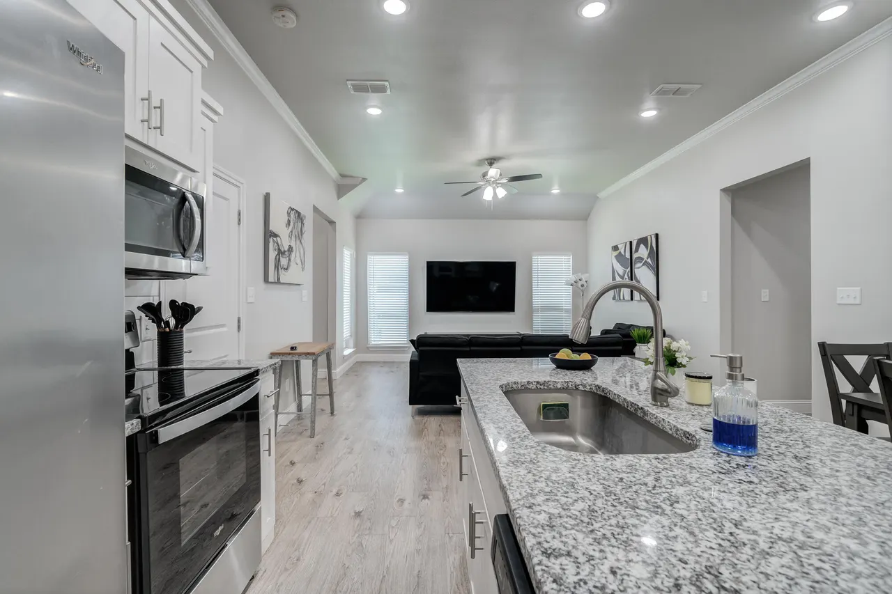 Photo 21 — 1206 N Essex Avenue, Lubbock, TX 79416
