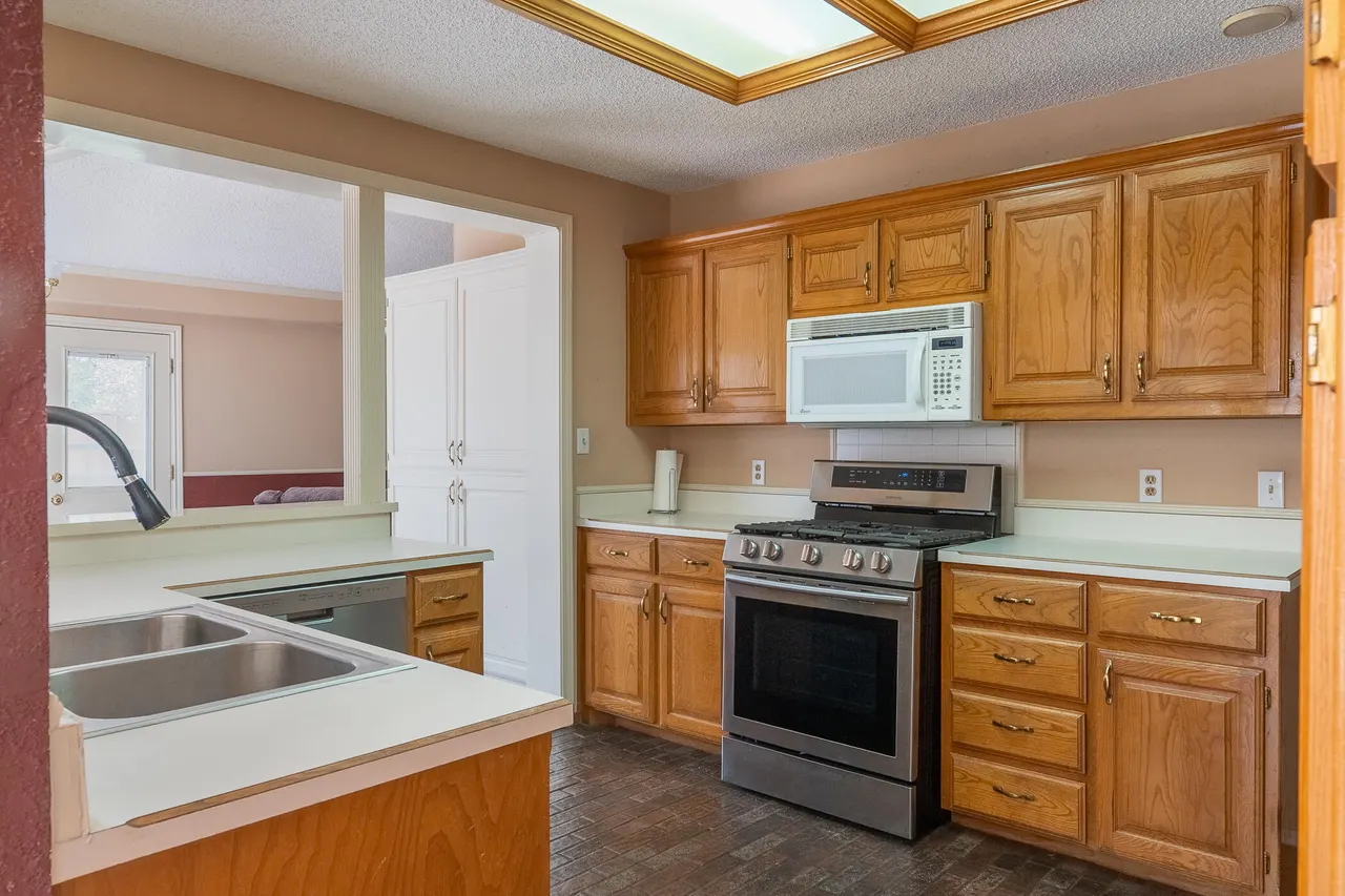 Photo 11 — 5709 95th Street, Lubbock, TX 79424