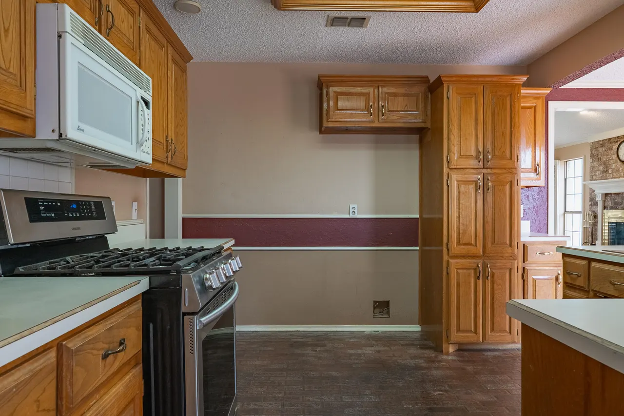 Photo 14 — 5709 95th Street, Lubbock, TX 79424