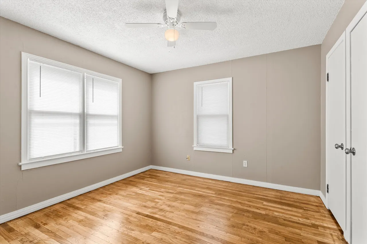 Photo 11 — 107 Hickory Street, Levelland, TX 79336