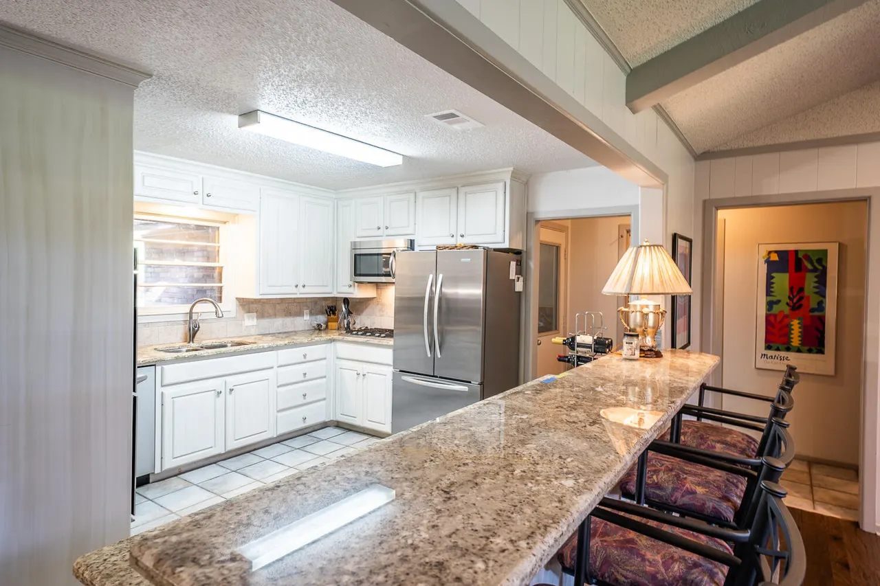 Photo 9 — 6603 Oxford Avenue, Lubbock, TX 79413