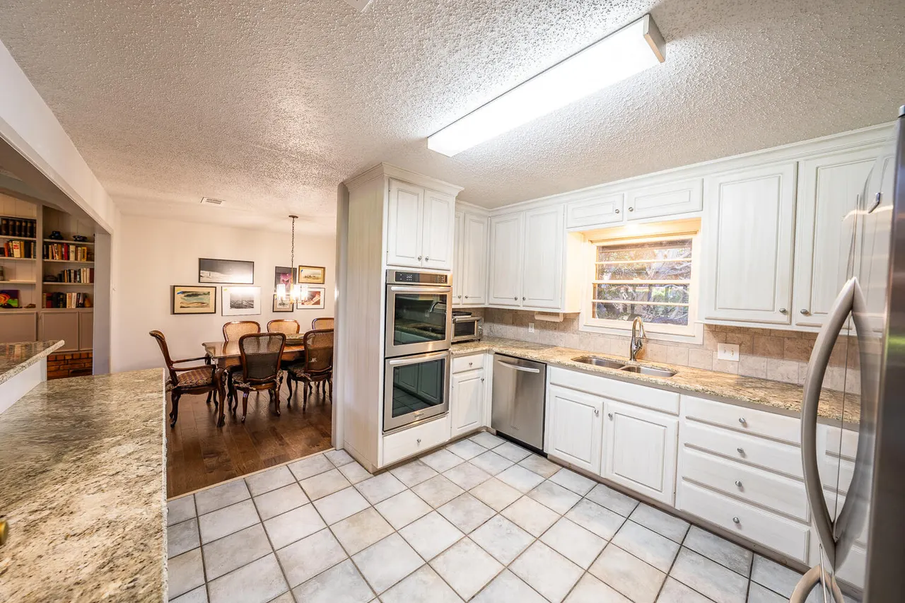 Photo 11 — 6603 Oxford Avenue, Lubbock, TX 79413