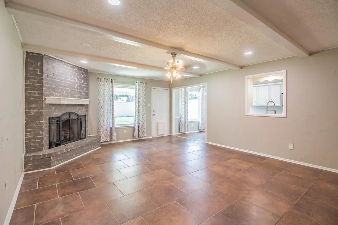 Photo 5 — 4709 59th Street, Lubbock, TX 79414