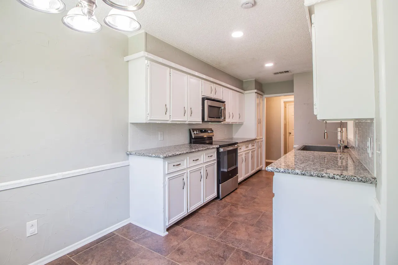 Photo 10 — 4709 59th Street, Lubbock, TX 79414