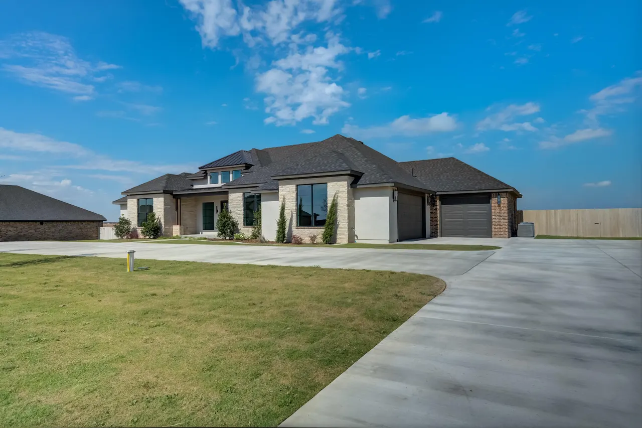 Photo 5 — 3806 County Road 7665, Lubbock, TX 79423