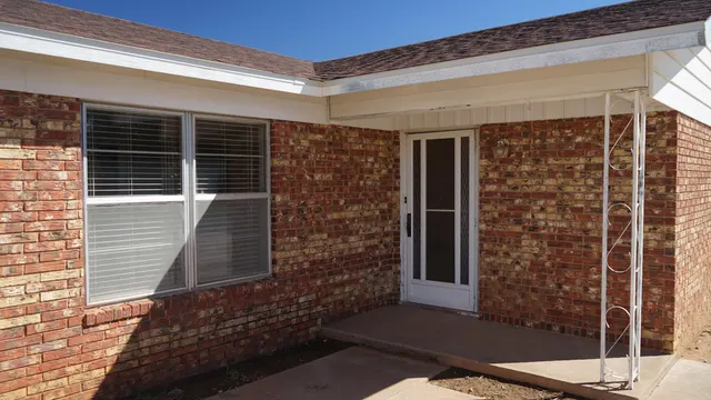 Photo 4 — 1221 W 14th Street, Littlefield, TX 79339