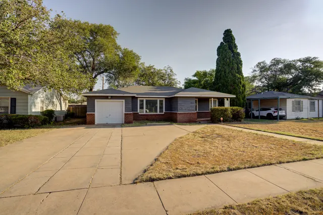 Photo 2 — 3512 26th Street, Lubbock, TX 79410