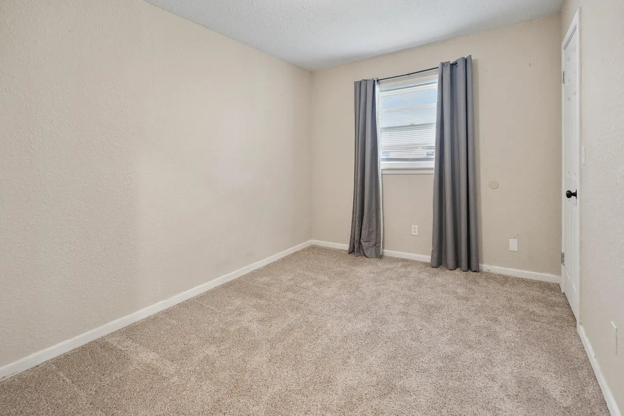 Photo 11 — 403 E 19th Street, Littlefield, TX 79339