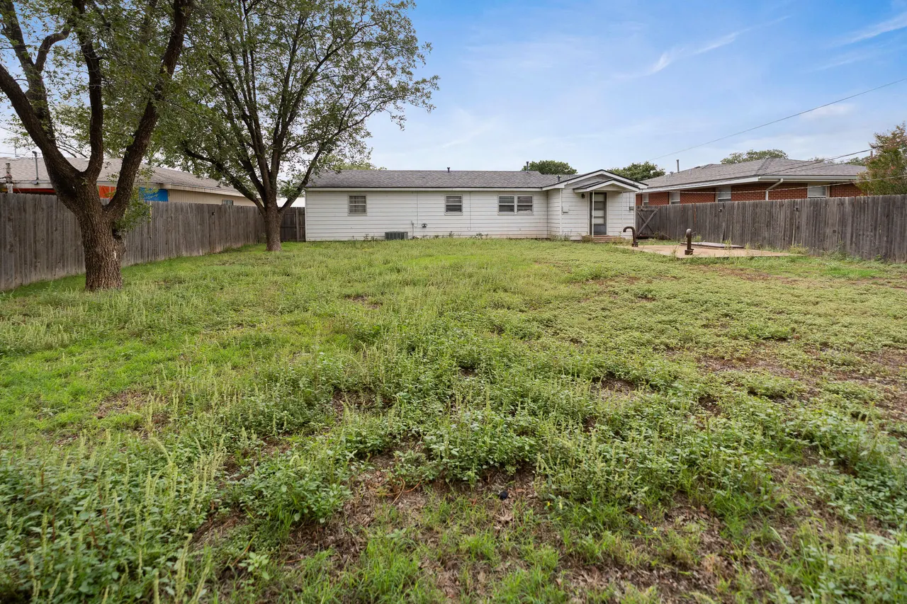 Photo 20 — 403 E 19th Street, Littlefield, TX 79339