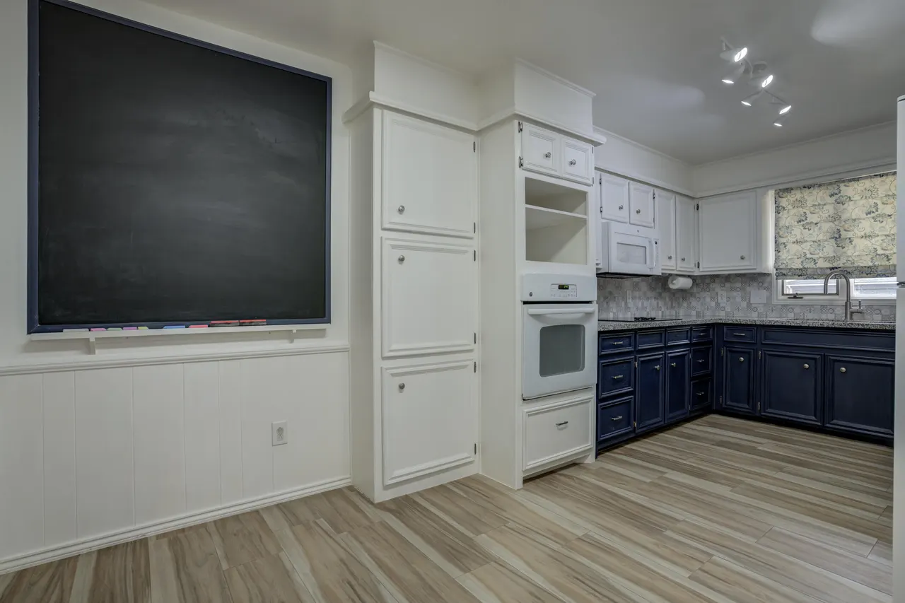 Photo 18 — 5703 62nd Street, Lubbock, TX 79424