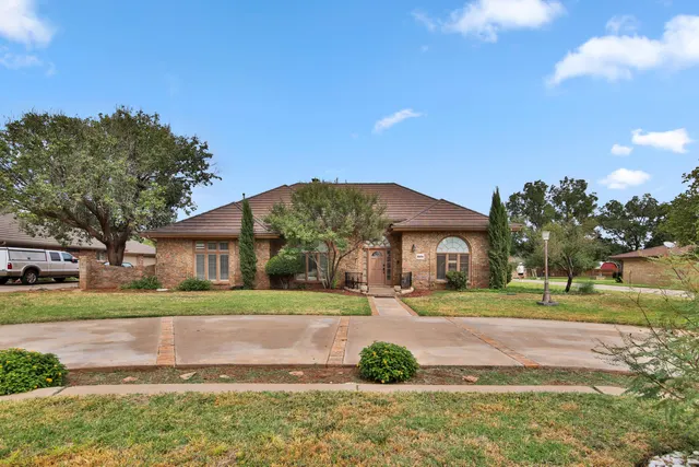 Photo 4 — 6604 3rd Street, Lubbock, TX 79416