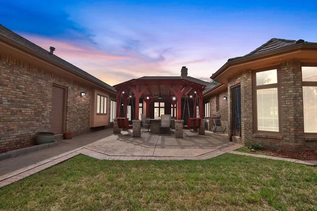 Photo 3 — 6604 3rd Street, Lubbock, TX 79416